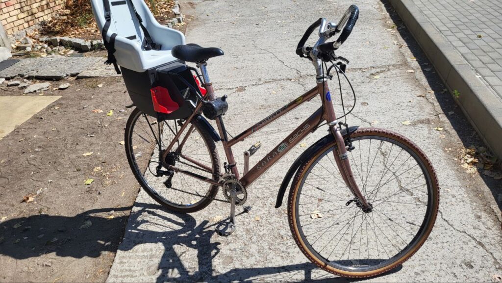 Велосипед с детским креслом. Аренда. Солнечный берег. Болгария