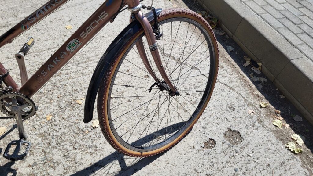 Велосипед с детским креслом. Аренда. Солнечный берег. Болгария